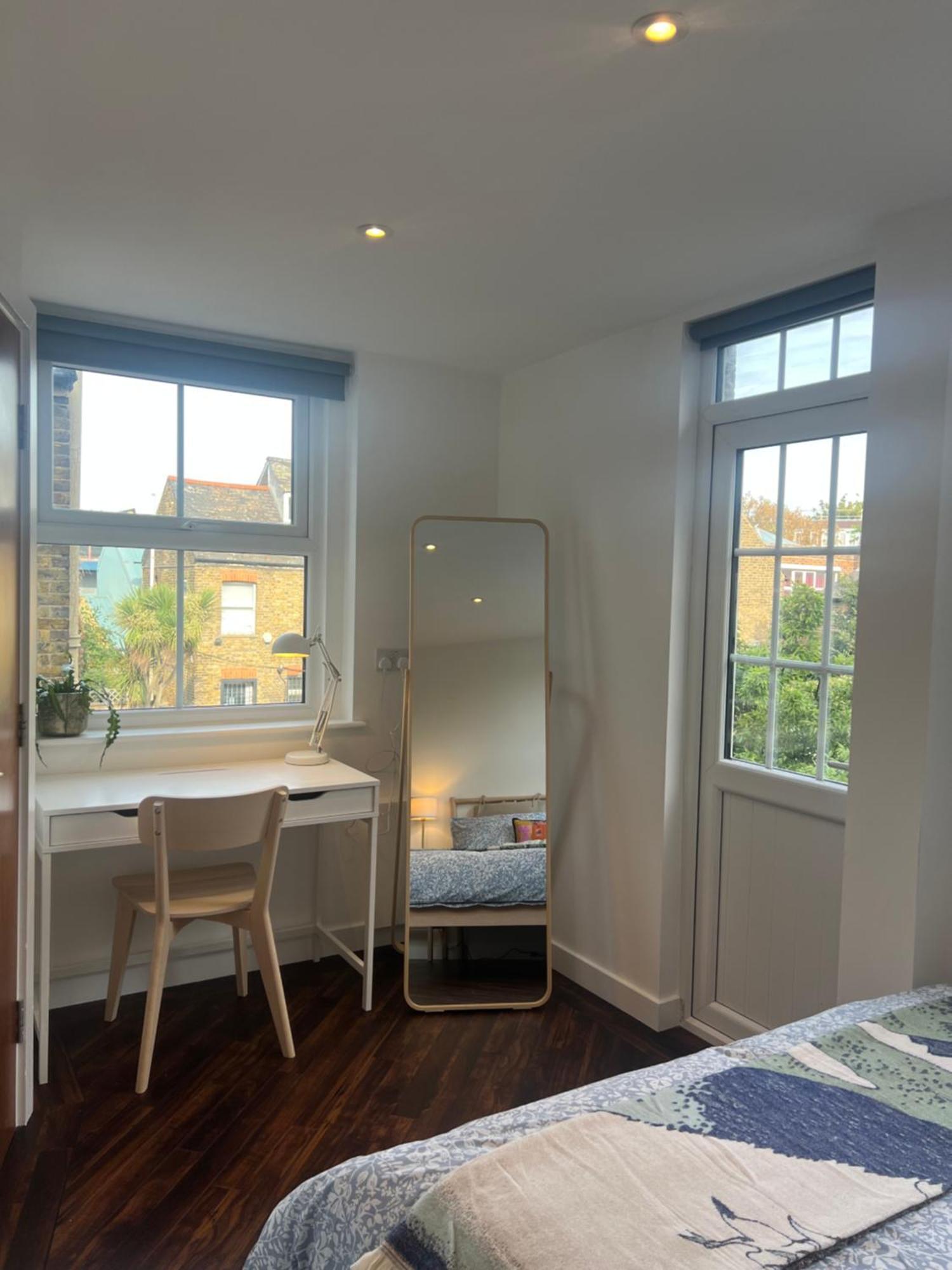 Spacious Battersea Rooms And Apartments ลอนดอน ภายนอก รูปภาพ